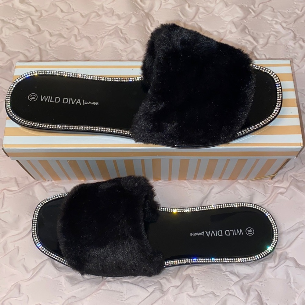 Black fur slides